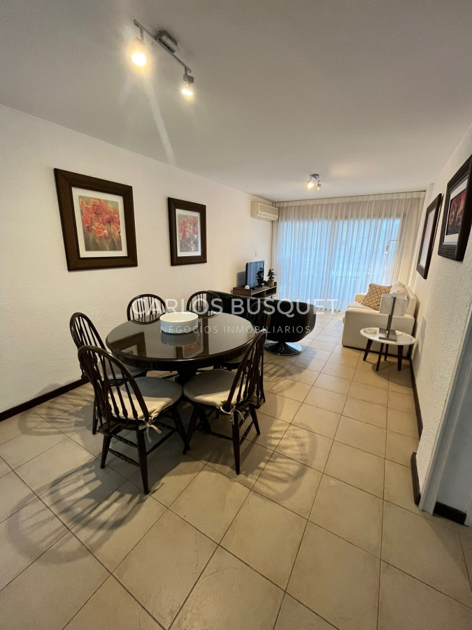 Apartamento ID.631 - Apto en venta 3 dorm, 3 baños, con terraza