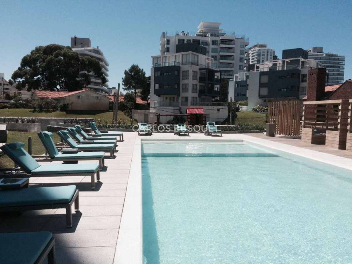 Apartamento ID.679 - Apartamento en  alquiler temporal, de 2 dormitorios, en playa brava