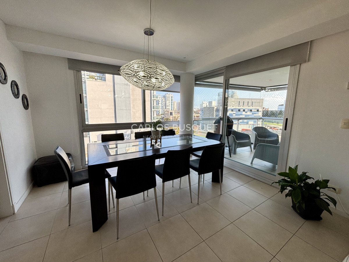 Apartamento ID.1241 - Espectacular apartamento en venta de 2 dormitorios y medio en playa mansa