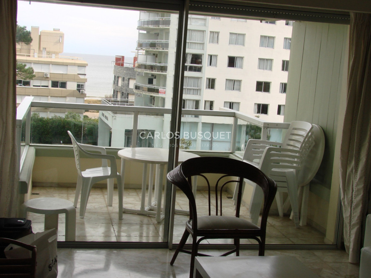 Apartamento ID.1524 - Hermoso apartamento en torre Fragata parada 19 de playa mansa