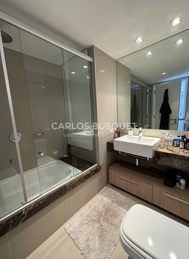 Apartamento ID.869 - Apartamento en alquiler temporal, de 3 dormitorios, en playa brava