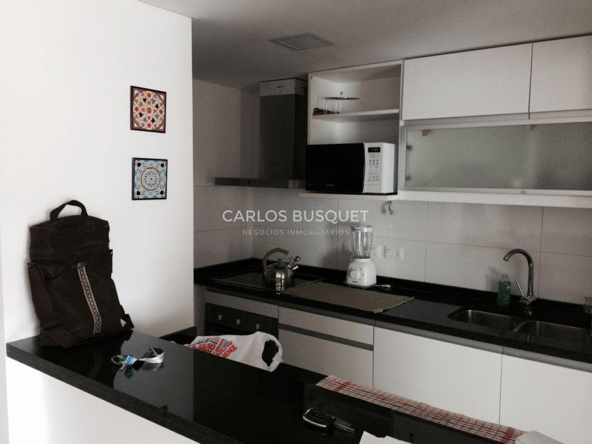Apartamento ID.679 - Apartamento en  alquiler temporal, de 2 dormitorios, en playa brava