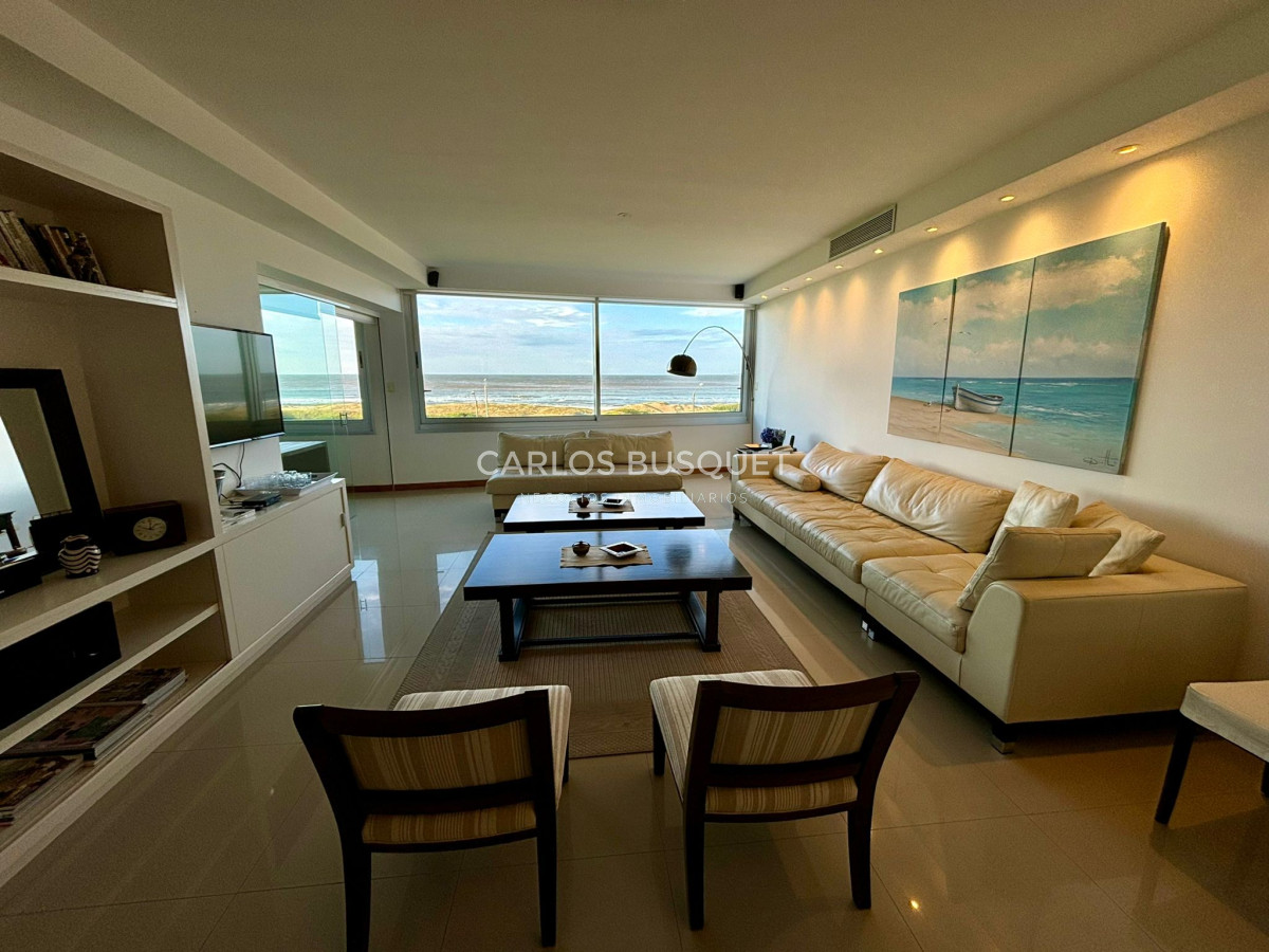 Apartamento ID.639 - Apartamento en alquiler temporal, de 3 dormitorios y servicio, en Brava