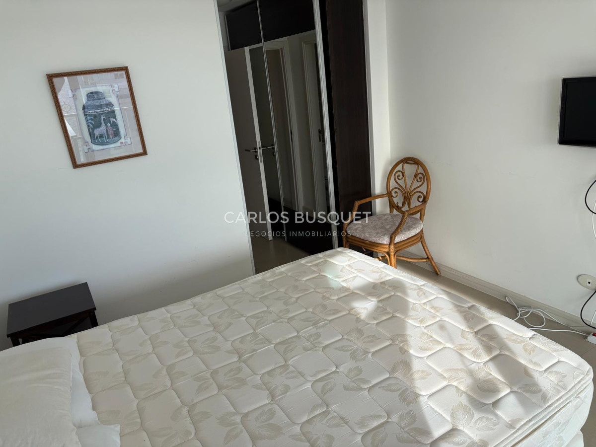 Apartamento ID.1031 - Aapartamento en venta, de 2 dormitorios, en playa Mansa 