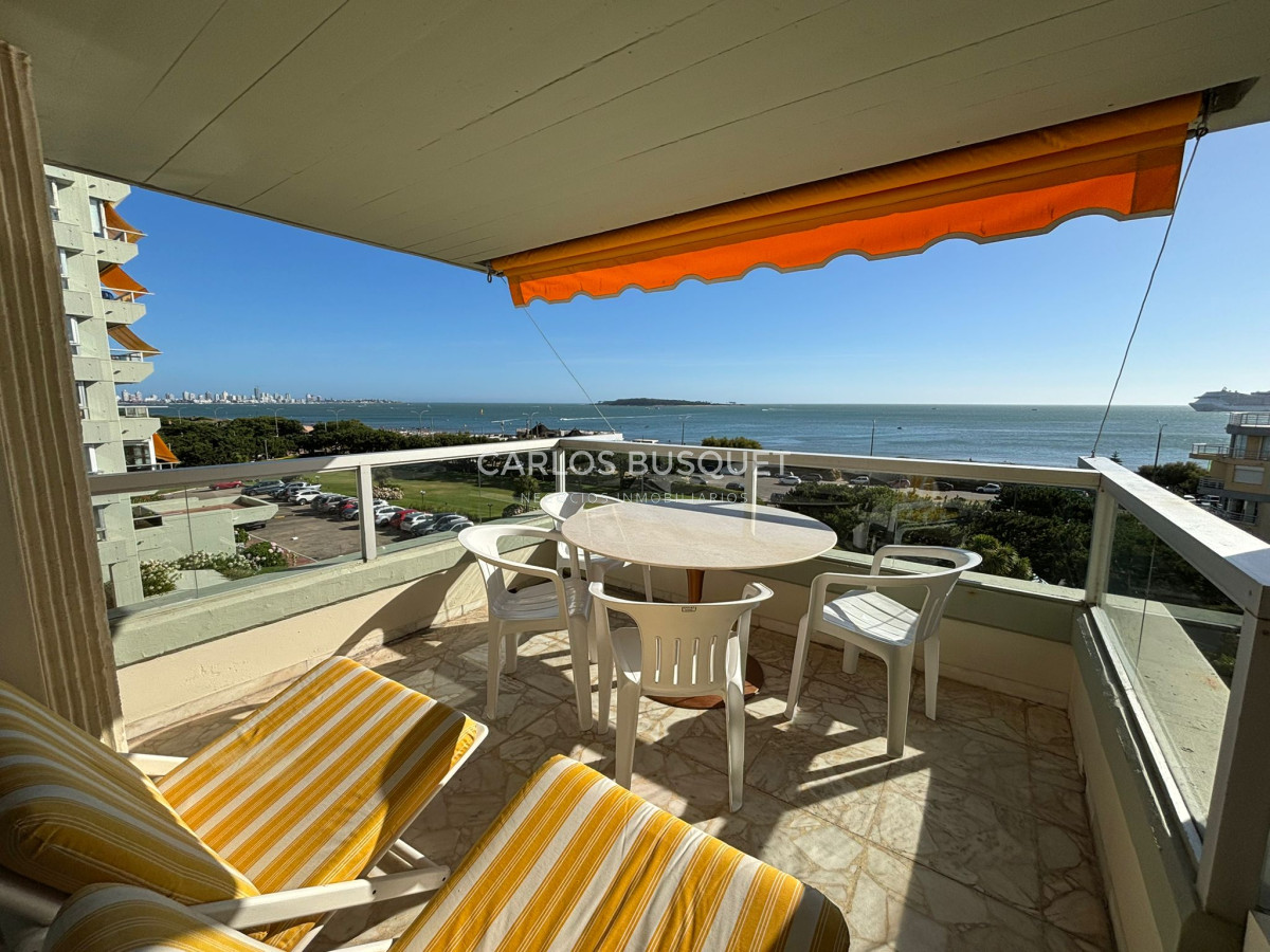 Apartamento ID.894 - Apartamento en alquiler temporal, de 3 dormitorios, en playa mansa.
