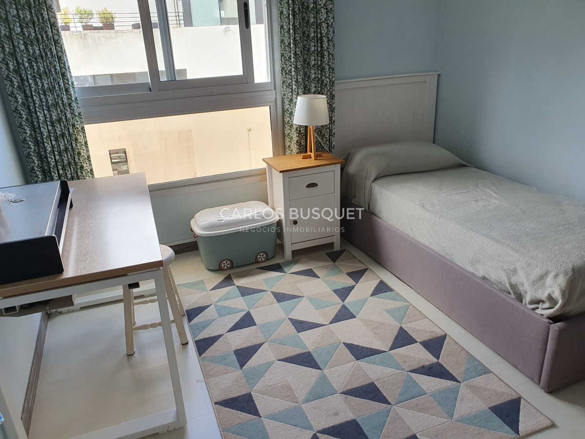 Apartamento ID.967 - Alquiler anual apartamento Punta Shopping