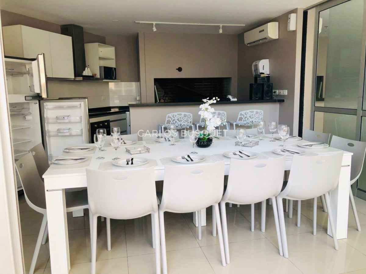 Apartamento ID.679 - Apartamento en  alquiler temporal, de 2 dormitorios, en playa brava