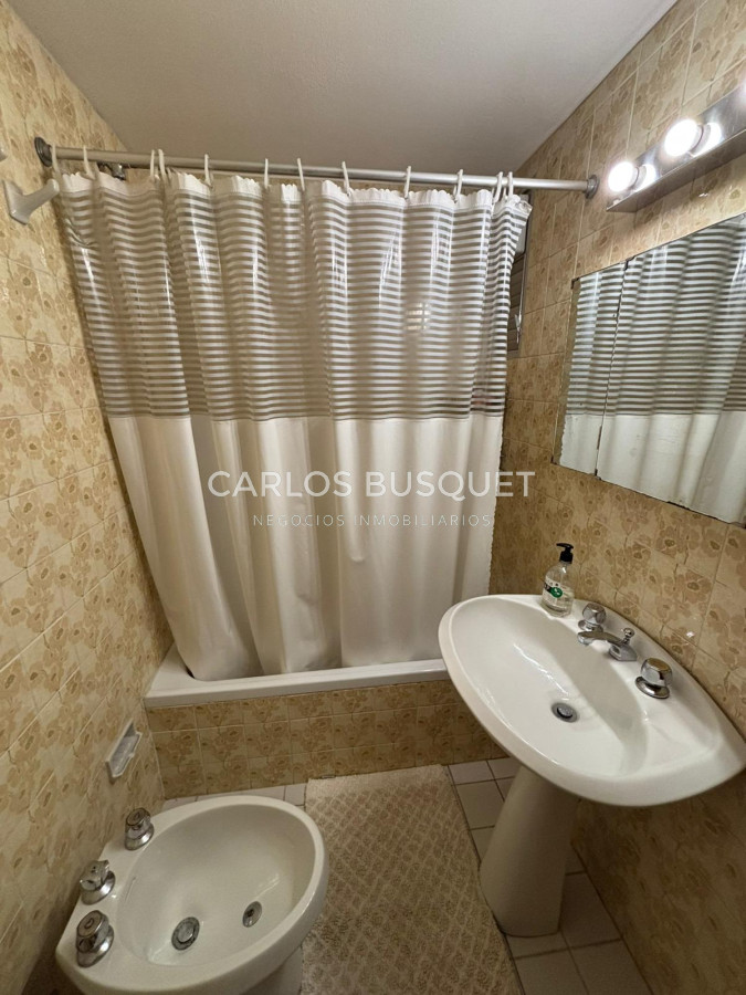 Apartamento ID.894 - Apartamento en alquiler temporal, de 3 dormitorios, en playa mansa.
