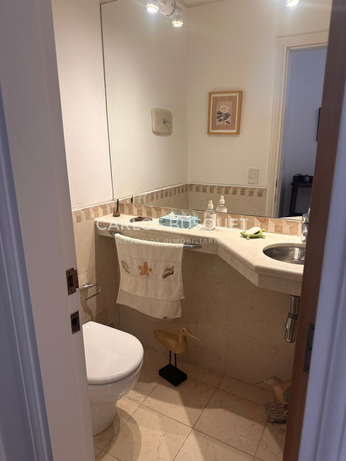 Apartamento ID.852 - Apartamento en venta de 2 dormitorios en playa Brava