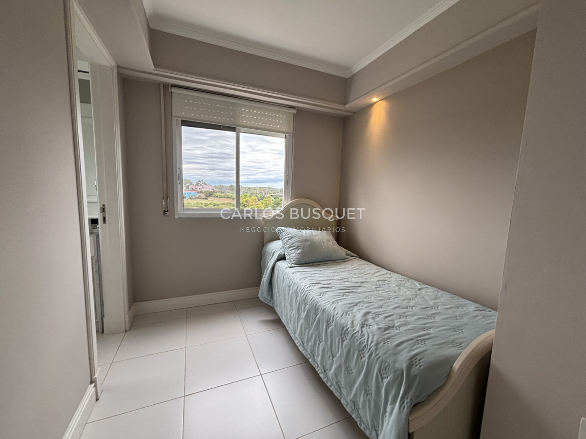 Apartamento ID.1561 - Venta de Penthouse de 5 suites en playa Brava