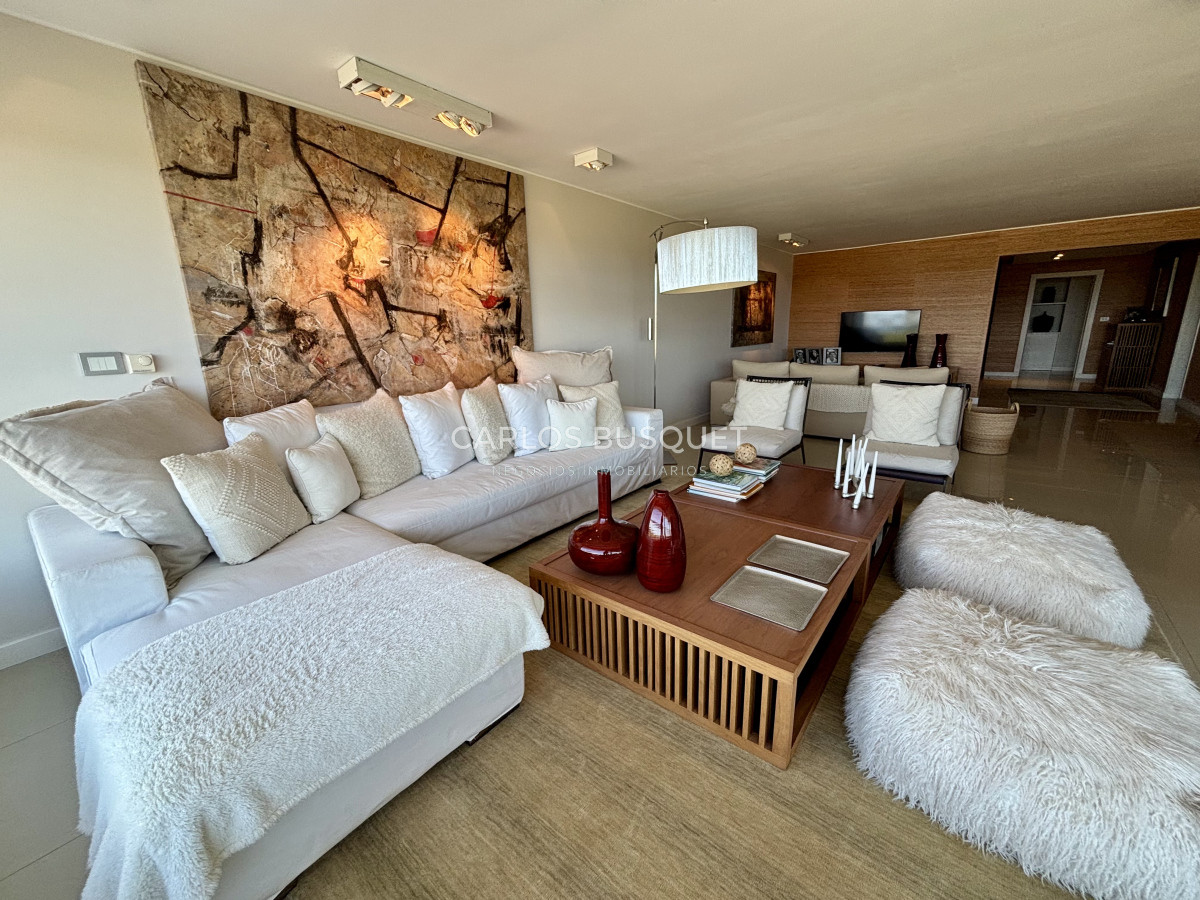 Apartamento ID.846 - Venta de apartamento 3 dormitorios en suite, en playa brava, torre Indigo