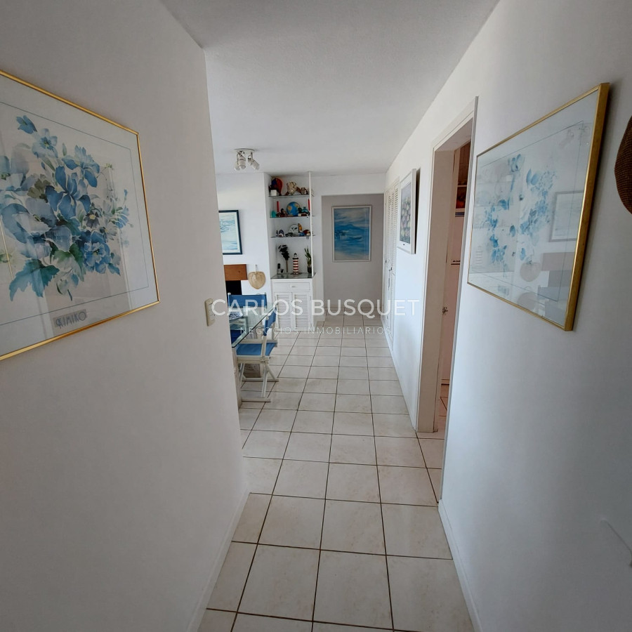 Apartamento ID.873 - Apartamento en alquiler temporal Playa Brava frente al mar  San Rafael