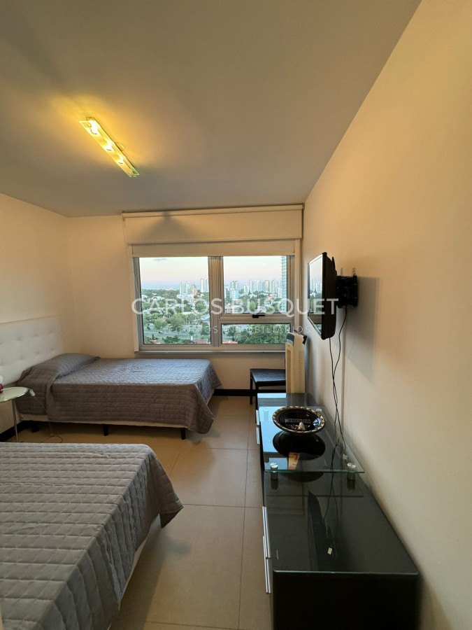 Apartamento ID.986 - Espectacular apartamento en venta en playa Mansa 3 suites