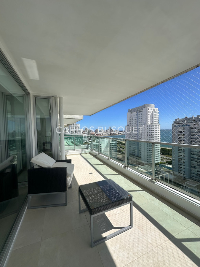 Apartamento ID.862 - Apartamento en venta, de 3 dormitorios en suites, playa mansa 