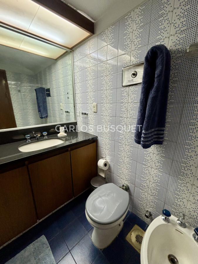 Apartamento ID.1142 - Venta apartamento 2 dormitorios y medio en Península 