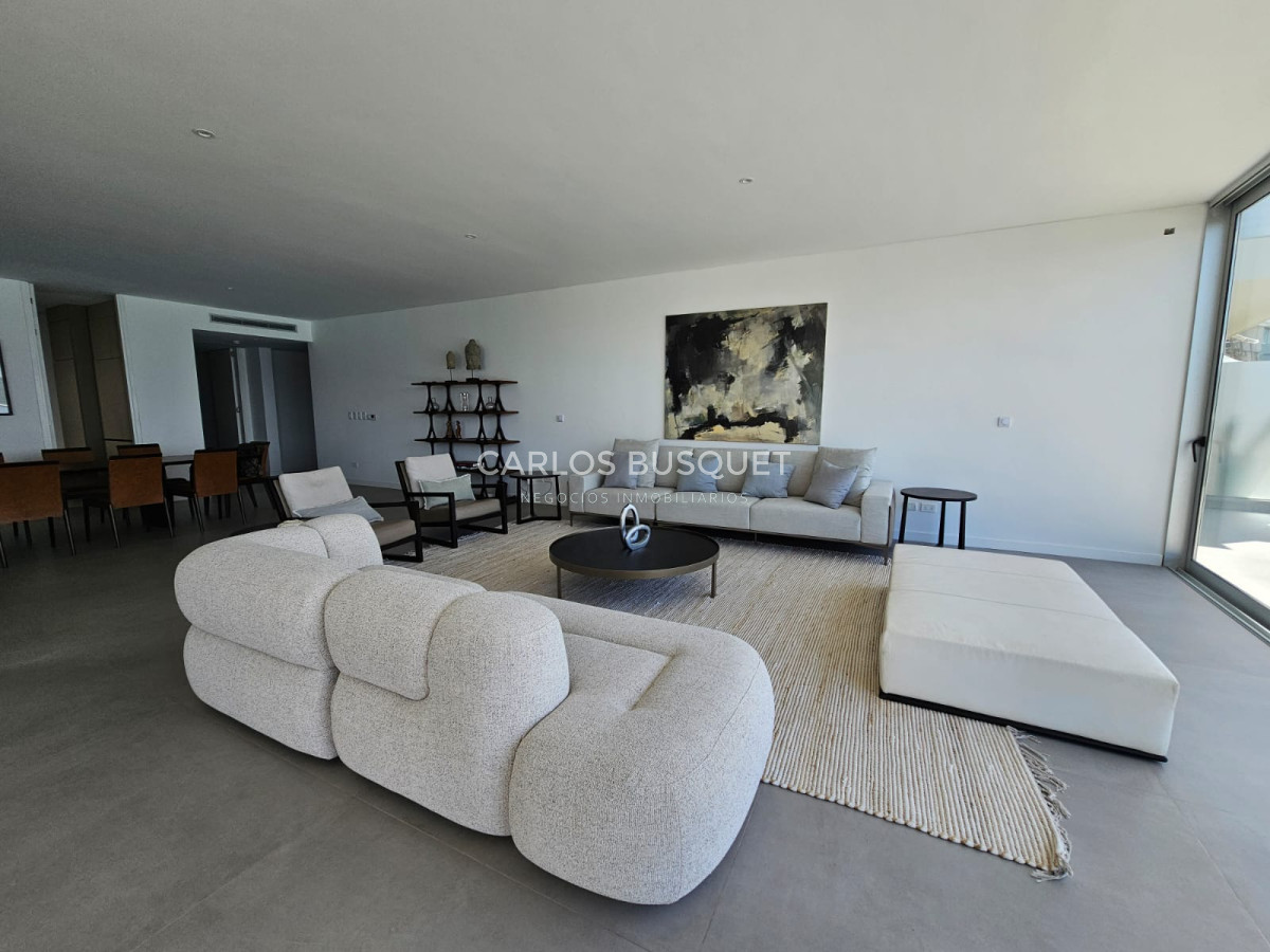 Apartamento ID.1420 - Espectacular apartamento en la Delamar La Barra en venta y alquiler temporal