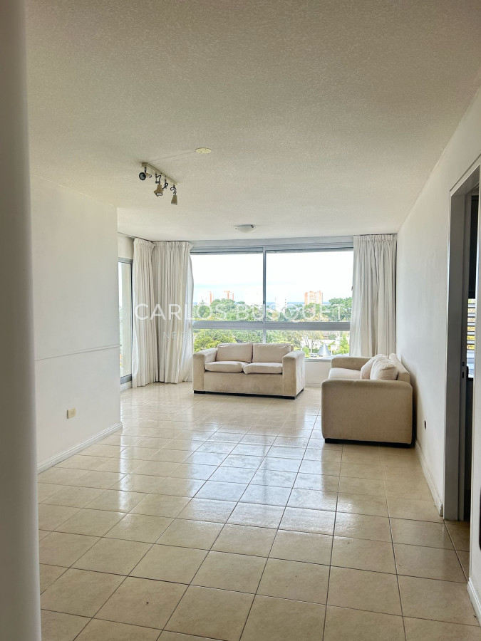 Apartamento ID.1038 - Apartamento en venta de 3 dormitorios en Roosevelt