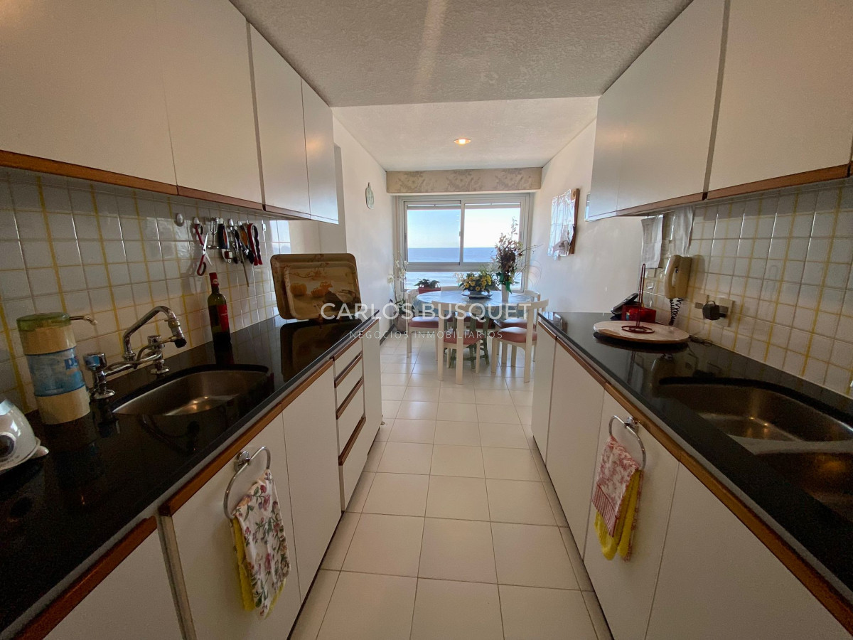 Apartamento ID.343 - Apartamento en alquiler temporal, de 3 dormitorios en playa brava! 