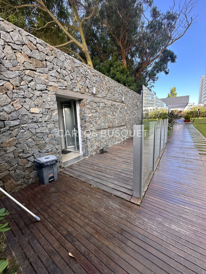Apartamento ID.861 - Apartamento en venta de 3 dormitorios en suite, en playa mansa.