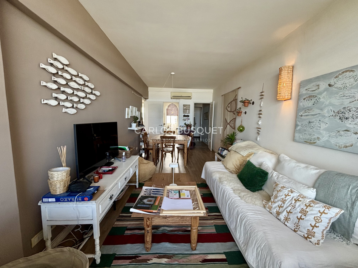 Apartamento ID.258 - Apartamento en Venta, de 2 dormitorios, en zona Brava 