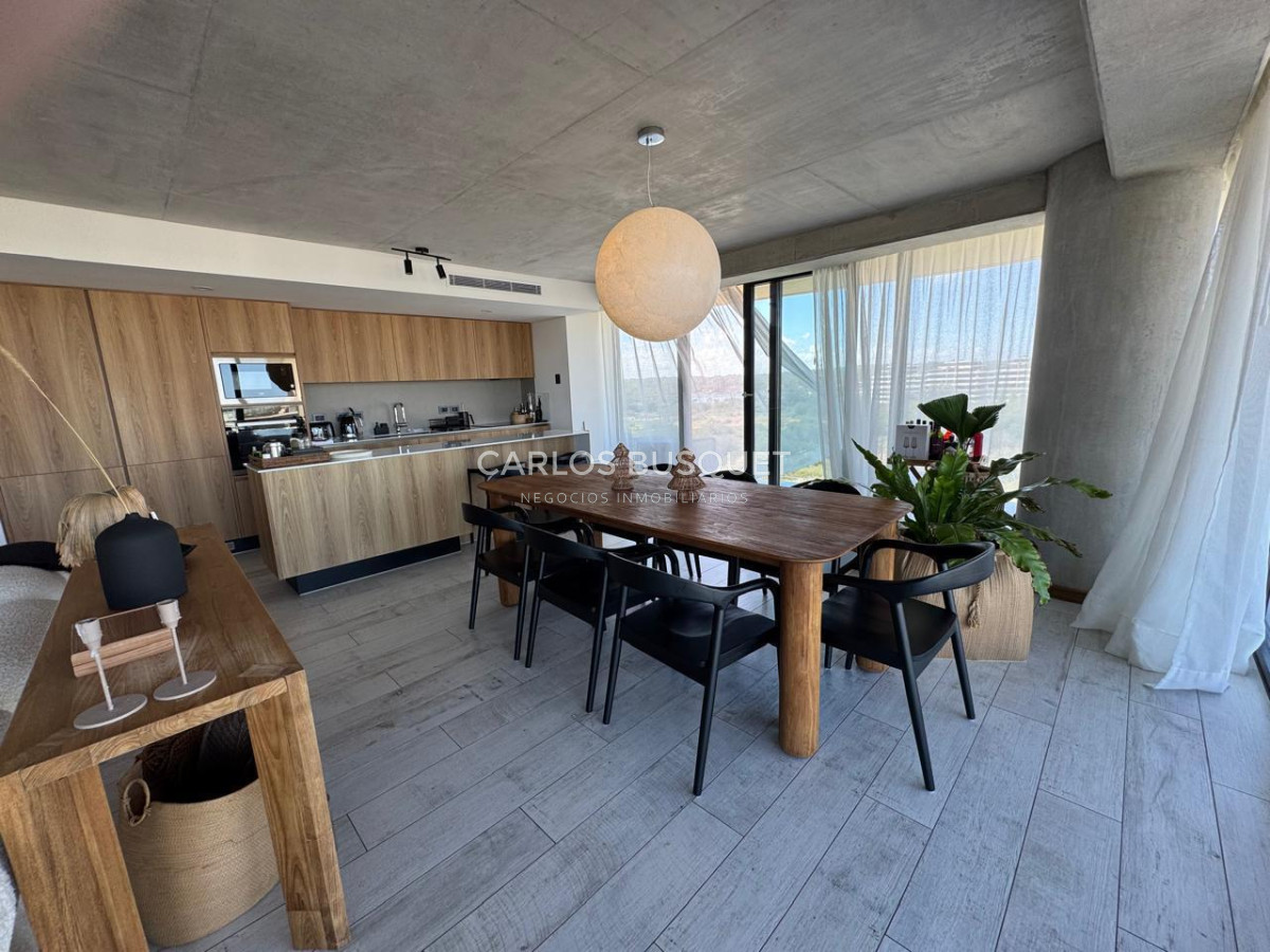 Apartamento ID.1077 - Apartamento en venta de 3 dormitorios en venta en Playa Brava