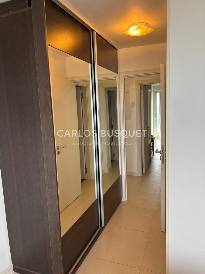 Apartamento ID.1031 - Aapartamento en venta, de 2 dormitorios, en playa Mansa 