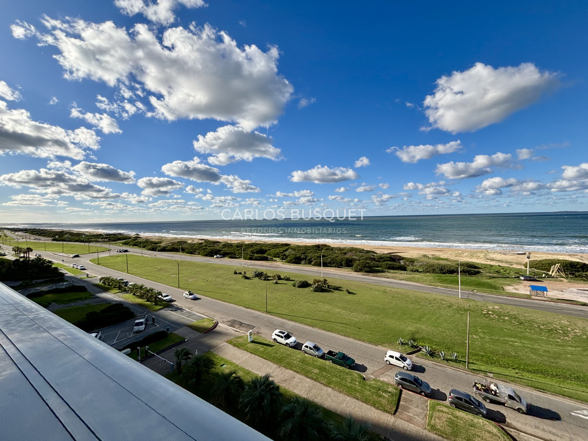 Apartamento ID.1099 - Apartamento en alquiler temporal de 2 dormitorios en suite en Playa Brava