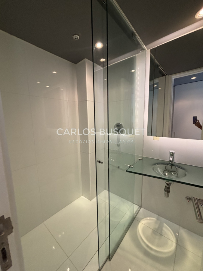 Apartamento ID.1558 - Venta apartamento de 4 dormitorios en Playa Brava, Penthouse con parrillero propio 