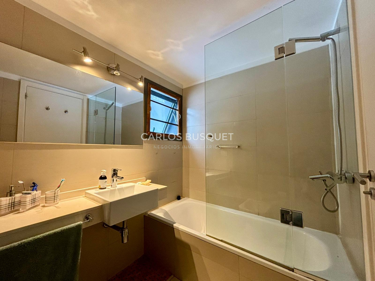Apartamento ID.489 - Apartamento en venta de 2 dormitorios en Edificio Unique, Pedragosa Sierra 