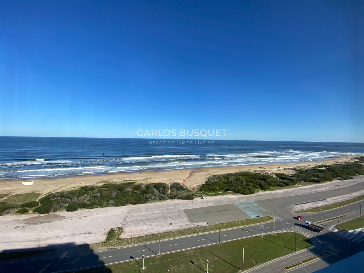 Apartamento ID.343 - Apartamento en alquiler temporal, de 3 dormitorios en playa brava! 