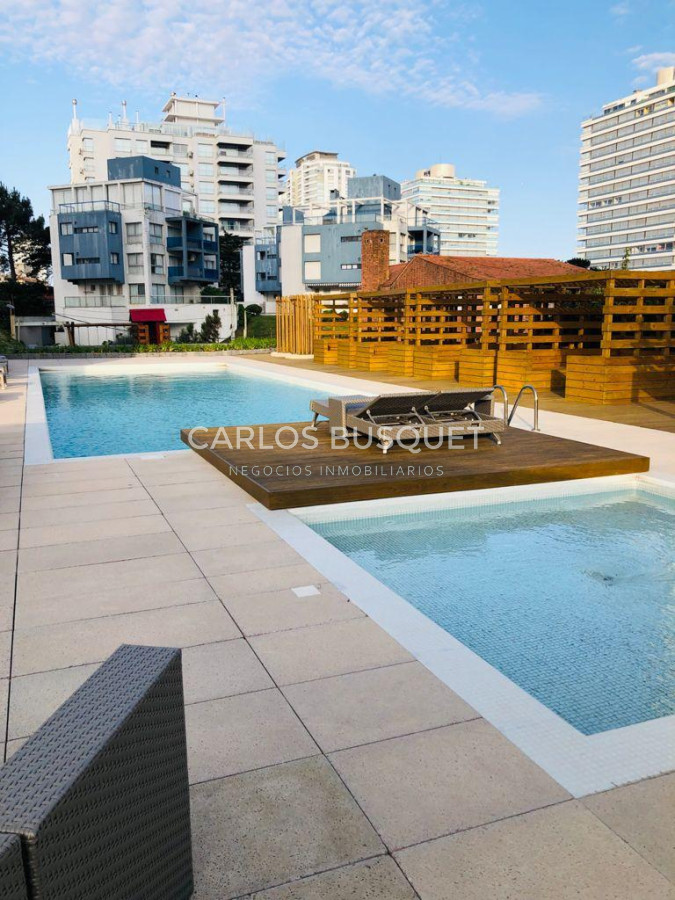 Apartamento ID.679 - Apartamento en  alquiler temporal, de 2 dormitorios, en playa brava