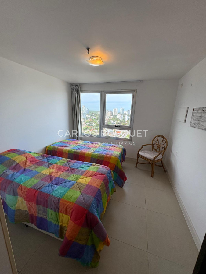 Apartamento ID.1031 - Aapartamento en venta, de 2 dormitorios, en playa Mansa 