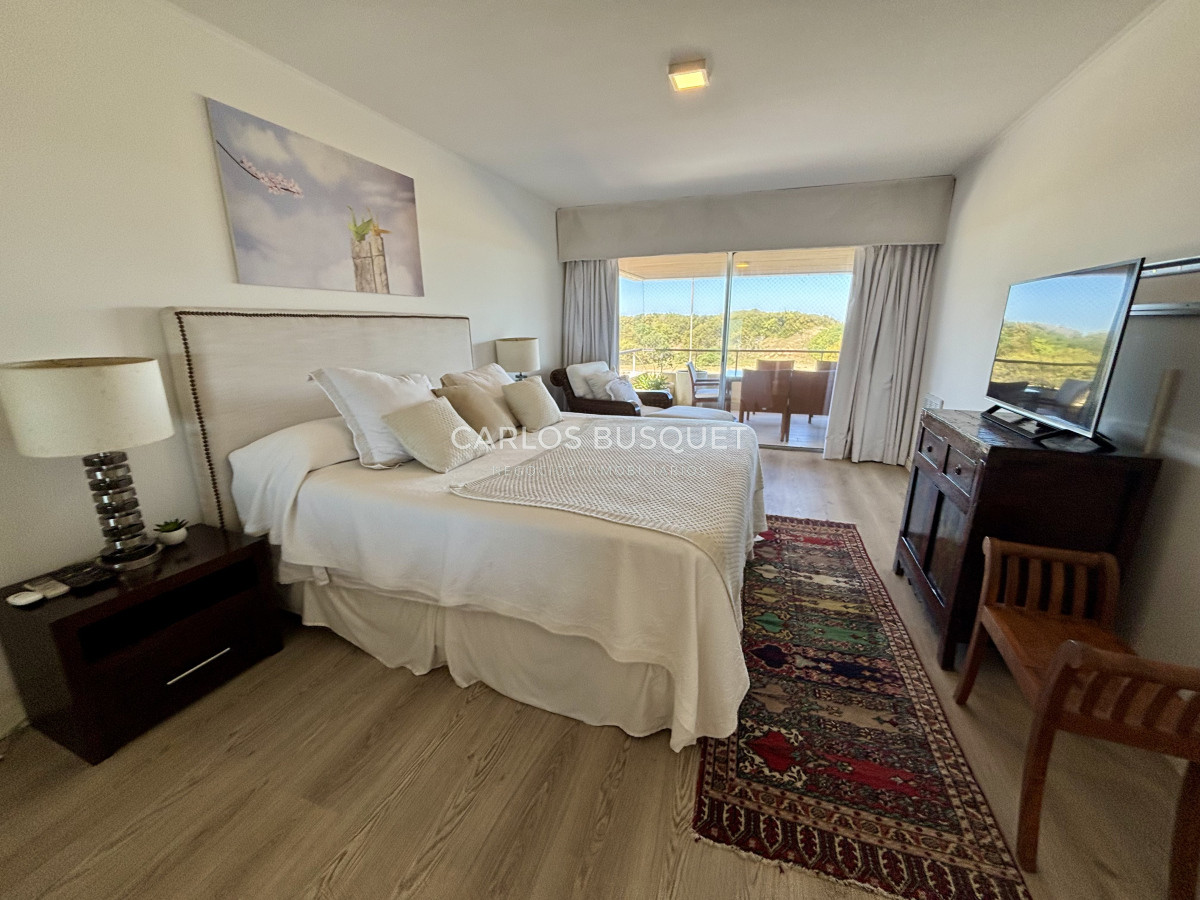 Apartamento ID.1304 - Apartamento en venta de 4 dormitorios en Playa Brava