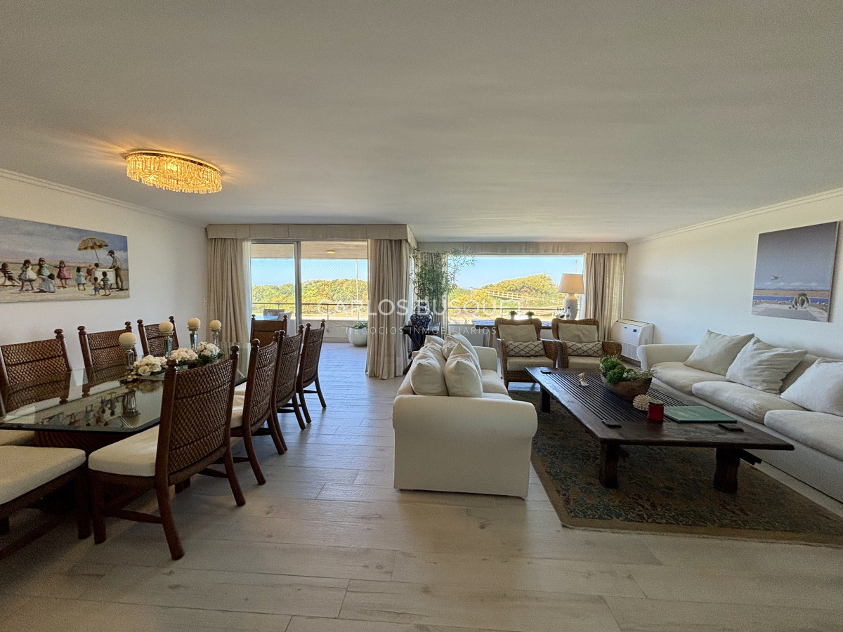 Apartamento ID.1304 - Apartamento en venta de 4 dormitorios en Playa Brava