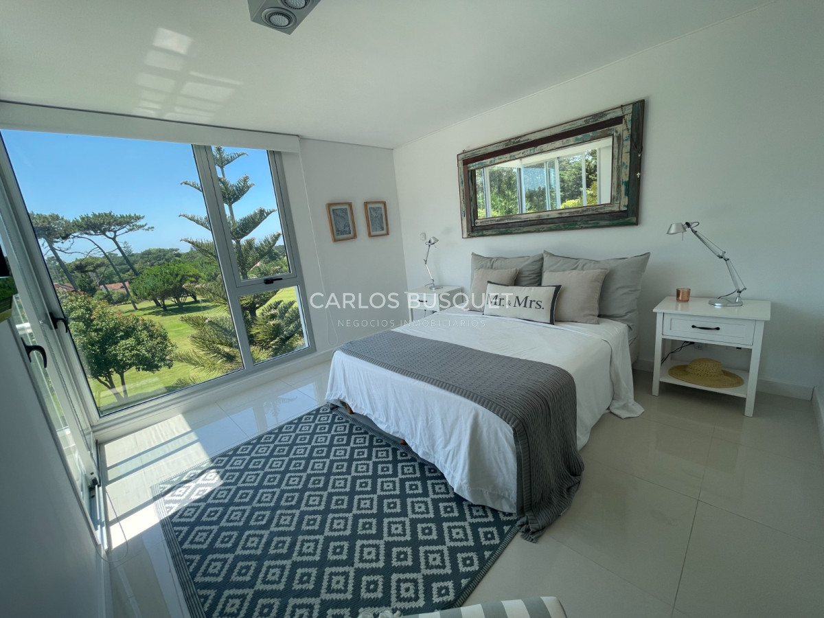 Apartamento ID.864 - Apartamento de 3 dormitorios en alquiler temporal, playa brava! 