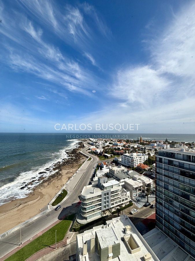 Apartamento ID.1363 - Apartamento en venta de 3 dormitorios en suite en Península 