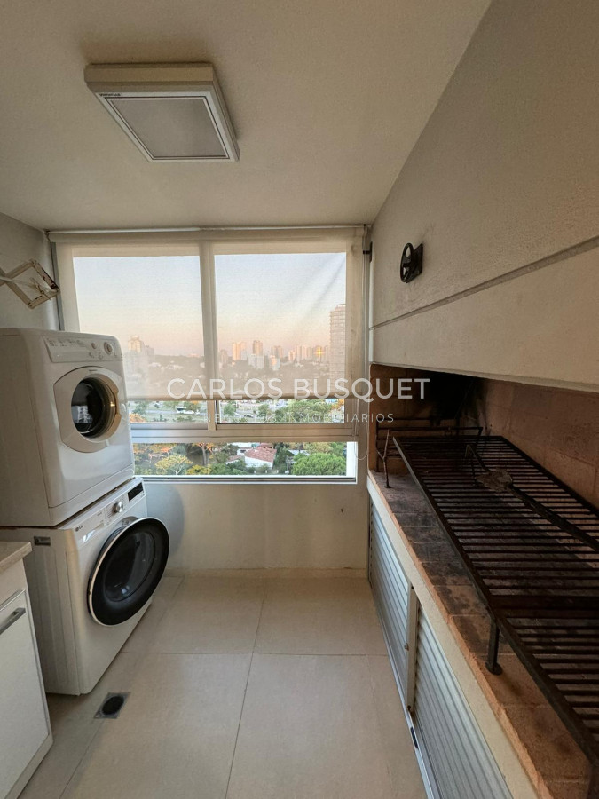 Apartamento ID.986 - Espectacular apartamento en venta en playa Mansa 3 suites