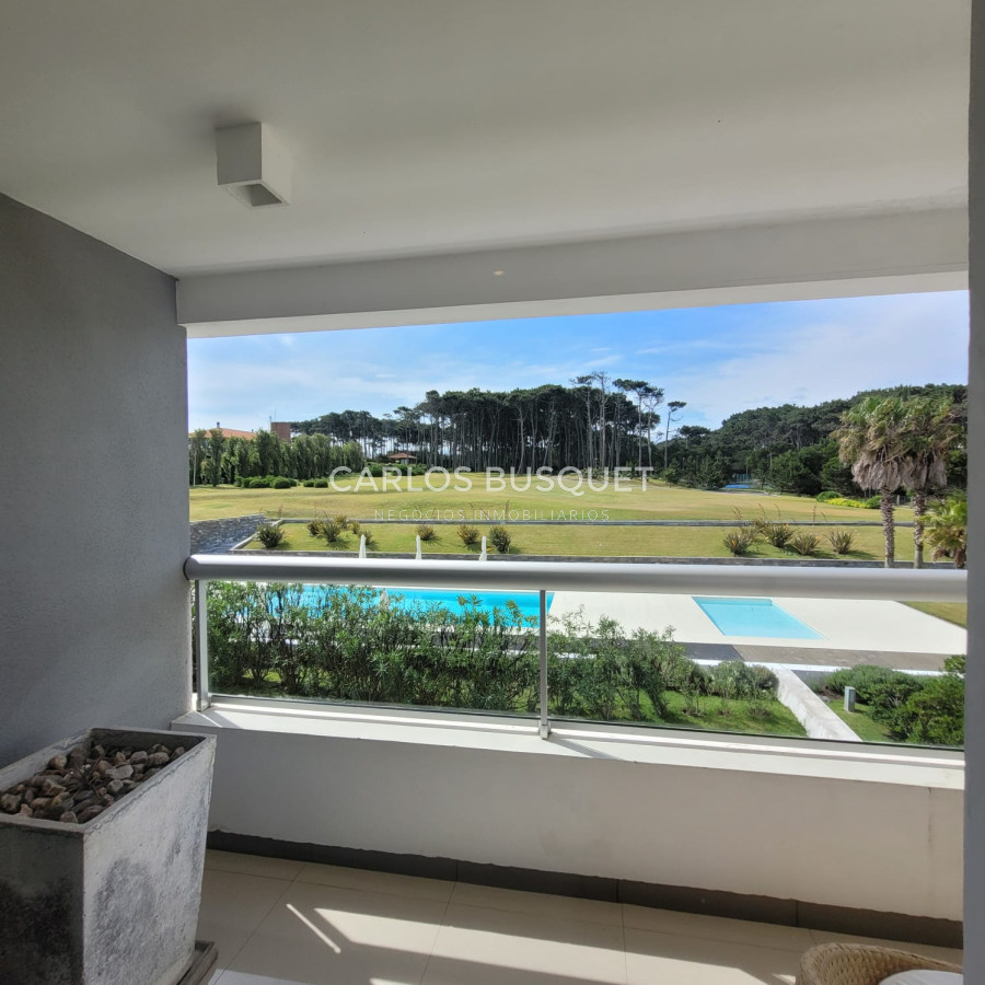 Apartamento ID.846 - Espectacular apartamento en venta primera linea playa brava 3 suites y servicio
