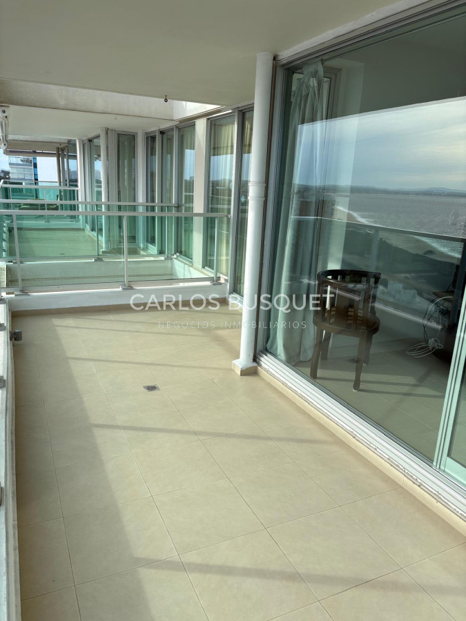 Apartamento ID.1031 - Aapartamento en venta, de 2 dormitorios, en playa Mansa 