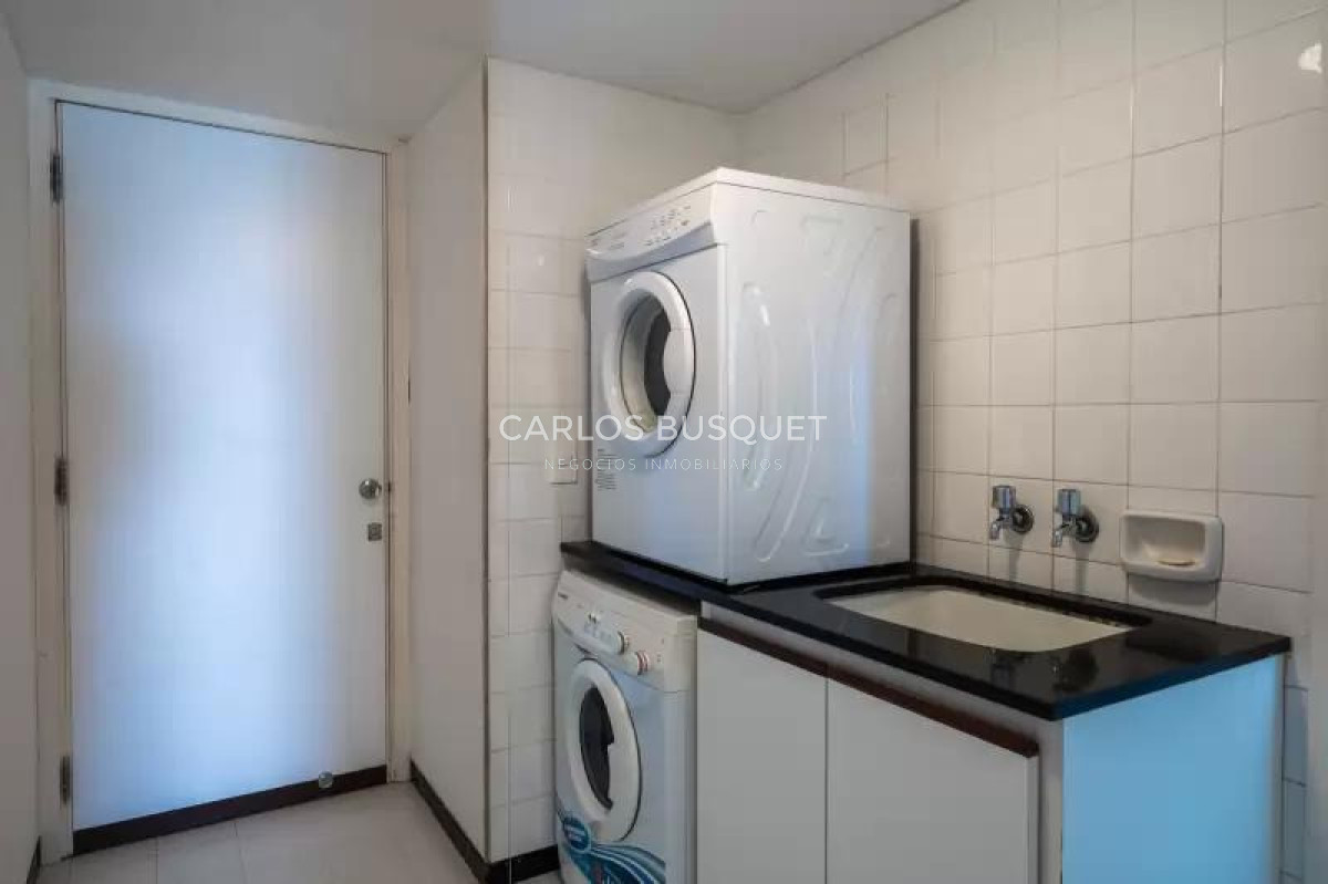 Apartamento ID.1461 - Espectacular apartamento en playa Brava primera linea 3 dormitorios y dependencia en alquiler temporal