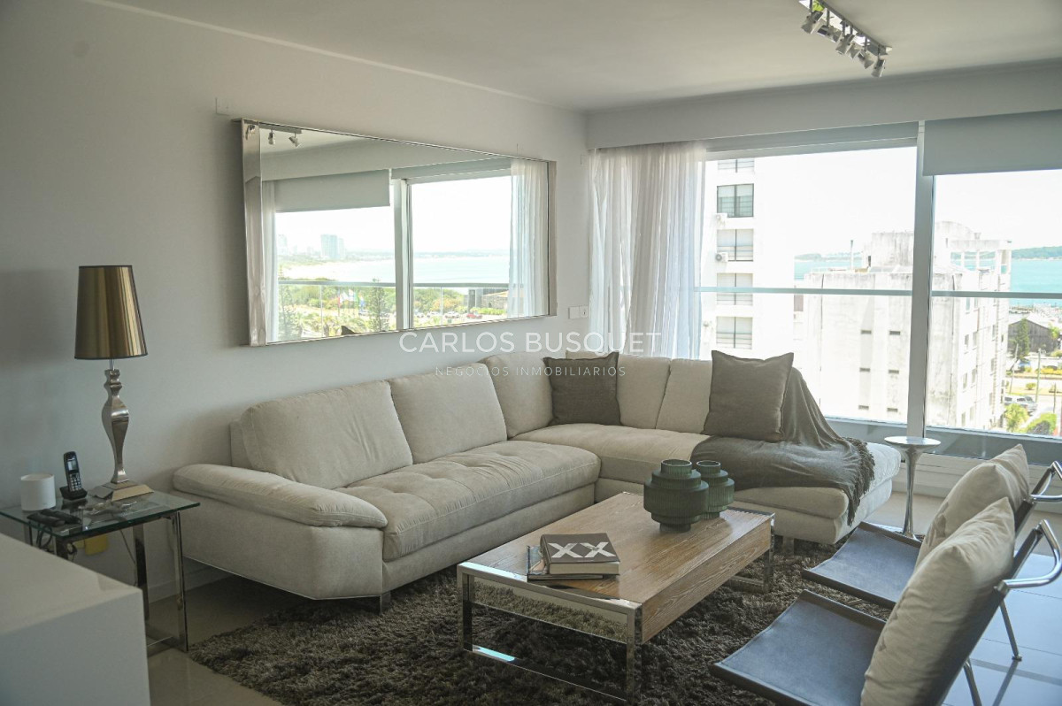 Apartamento ID.1453 - Apartamento en venta Playa Mansa Alexander Collection 3 suites y dependencia.