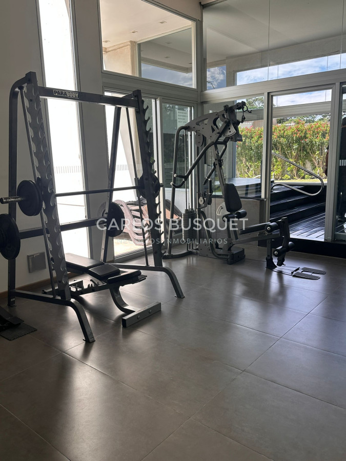 Apartamento ID.861 - Apartamento en venta de 3 dormitorios en suite, en playa mansa.