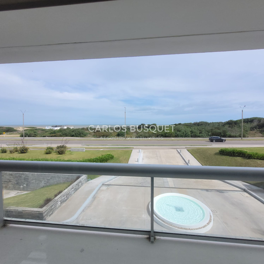 Apartamento ID.846 - Espectacular apartamento en venta primera linea playa brava 3 suites y servicio