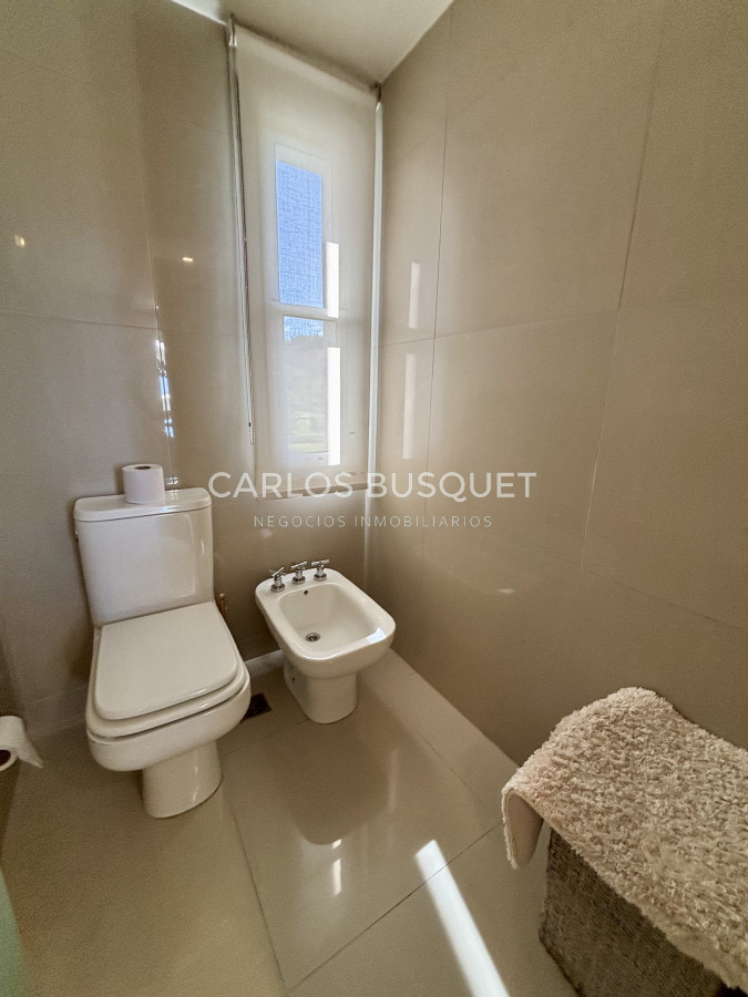 Apartamento ID.846 - Venta de apartamento 3 dormitorios en suite, en playa brava, torre Indigo