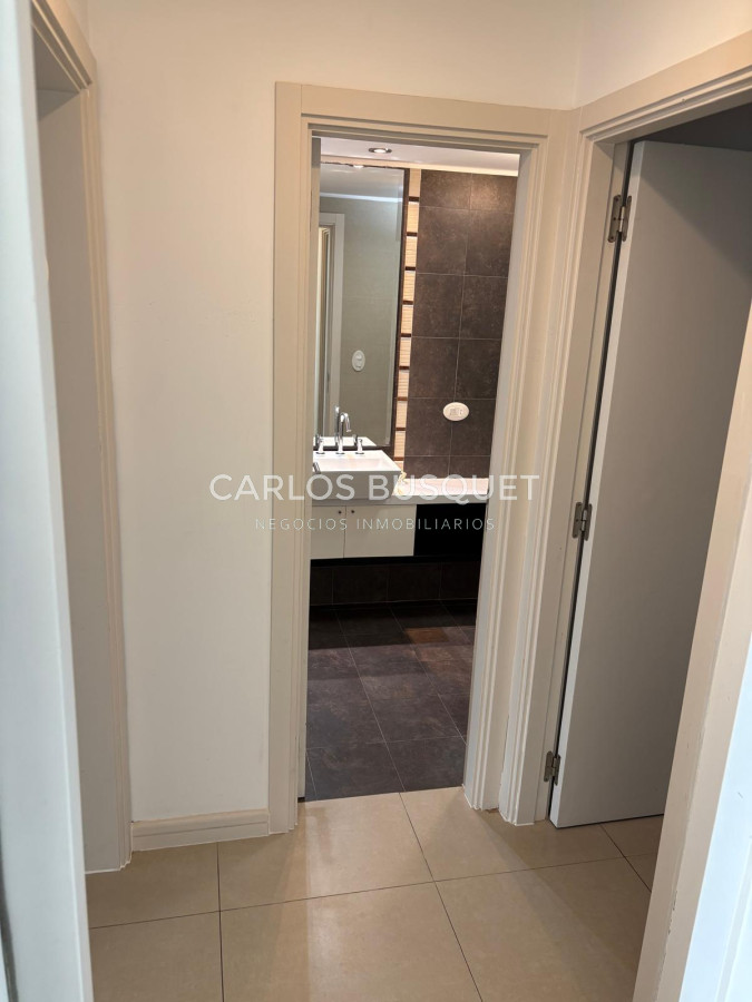 Apartamento ID.1031 - Aapartamento en venta, de 2 dormitorios, en playa Mansa 