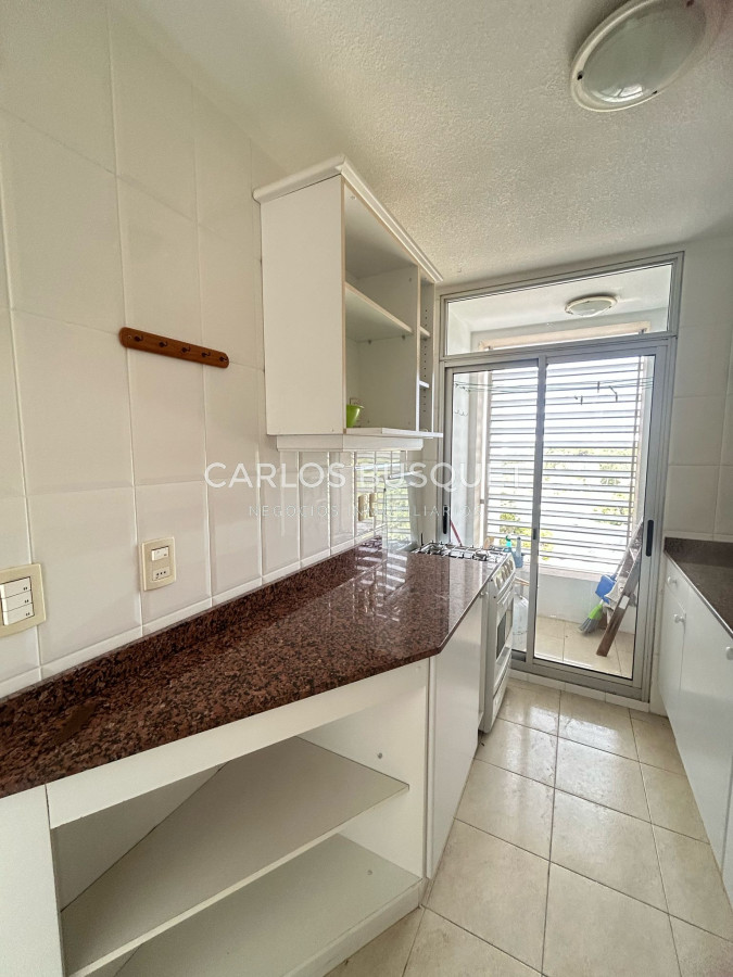 Apartamento ID.1038 - Apartamento en venta de 3 dormitorios en Roosevelt