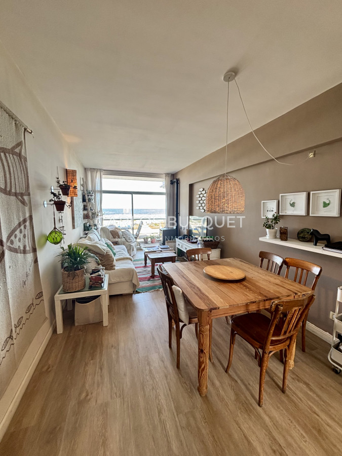 Apartamento ID.258 - Apartamento en Venta, de 2 dormitorios, en zona Brava 