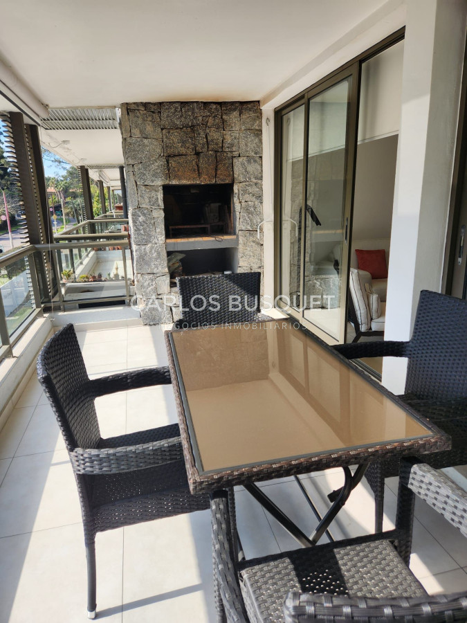 Apartamento ID.863 - Hermoso apto en alquiler temporal 2 dormitorios parrillero propio edificio Unique