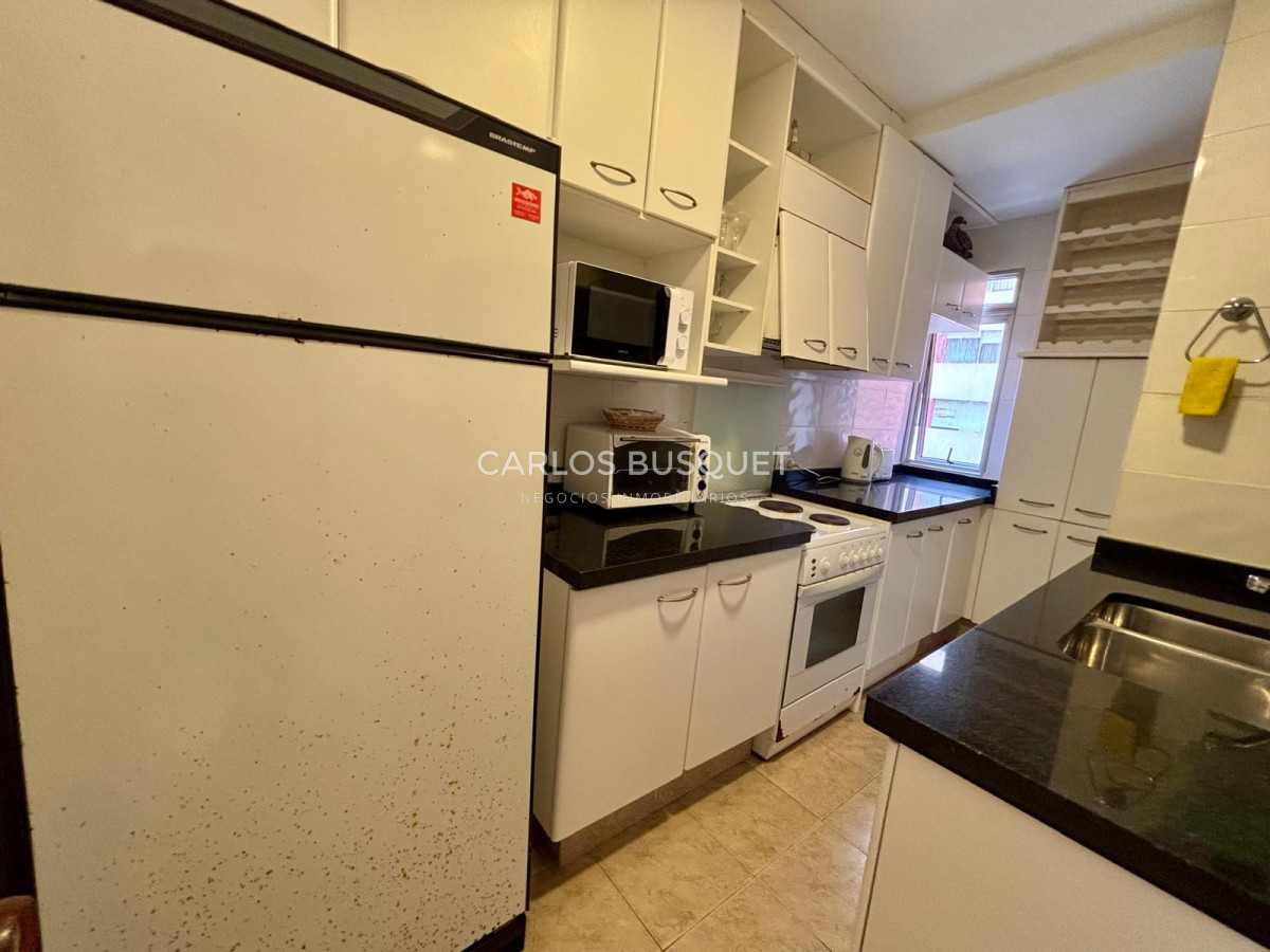 Apartamento ID.1114 - Apartamento en venta de 2 dormitorios, en playa Brava 