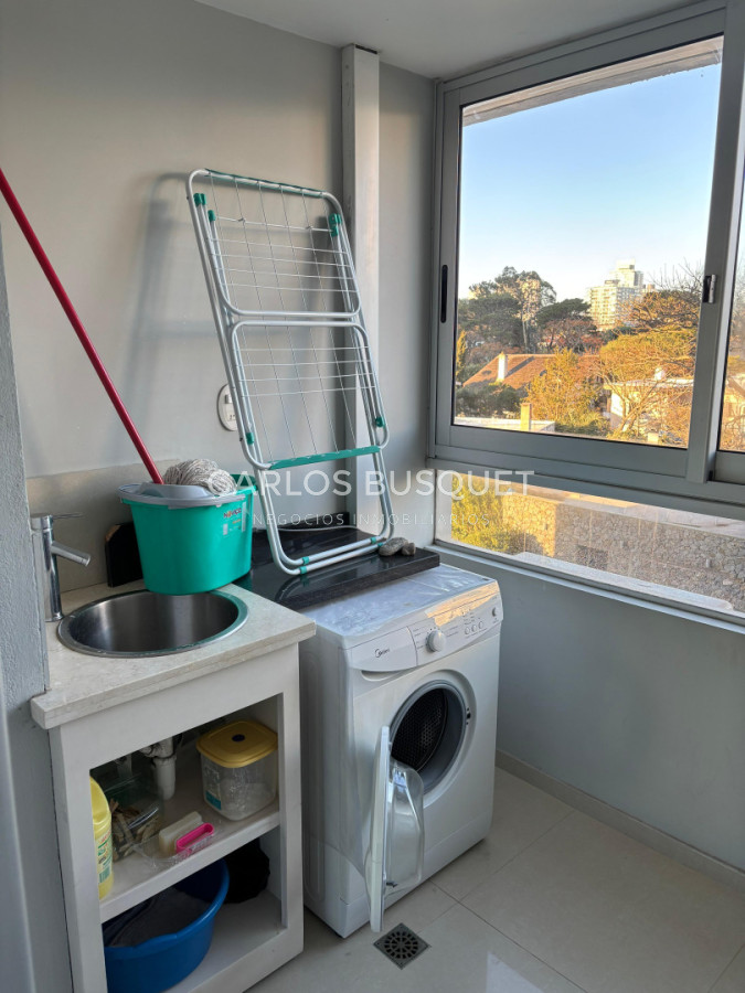 Apartamento ID.1598 - Venta apartamento de 2 dormitorios en playa mansa Gala Tower